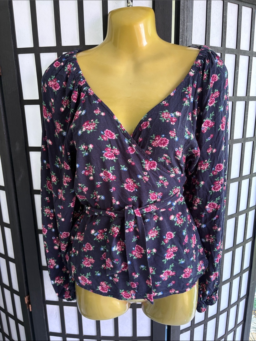Old Navy Navy Floral Wrap Blouse with Pink Roses medium